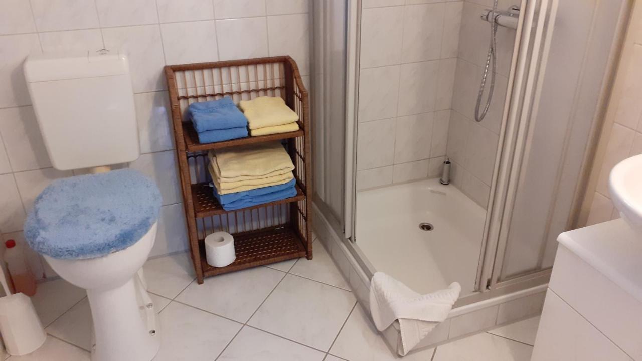 Preisbewusste Ferienwohnung Fuer 2 Personen U. Kleinkind Utarp Extérieur photo